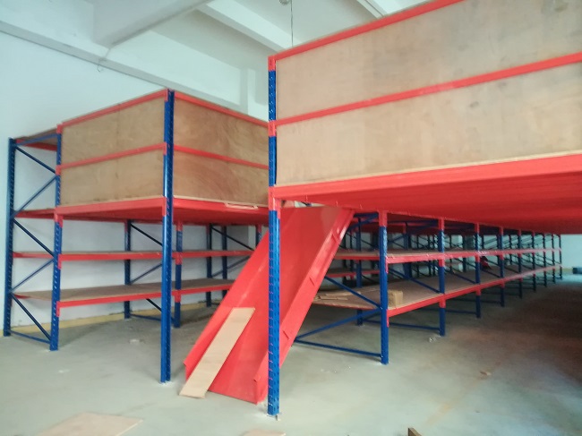 1572570745459951.jpeg 廣州閣樓貨架哪家好.jpeg